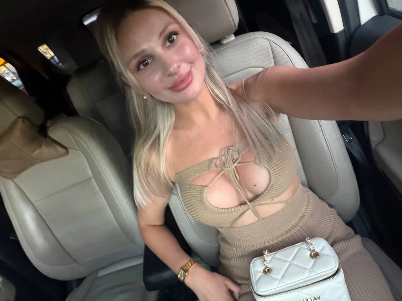 XXX Porn Photo of Nude MissLoou 18