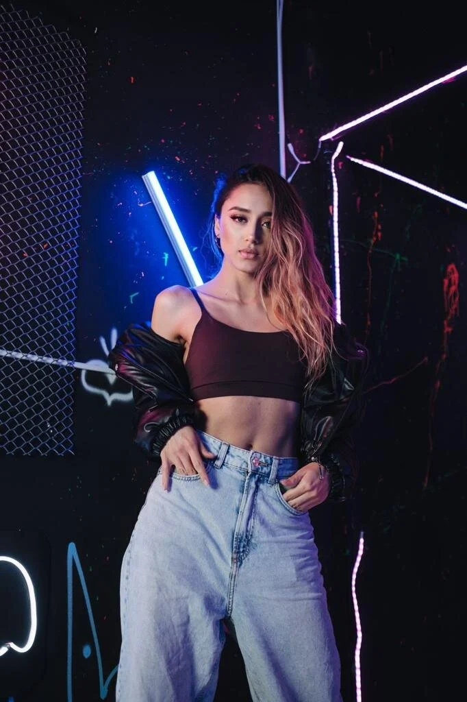 XXX Porn Photo of Nude April_se 8