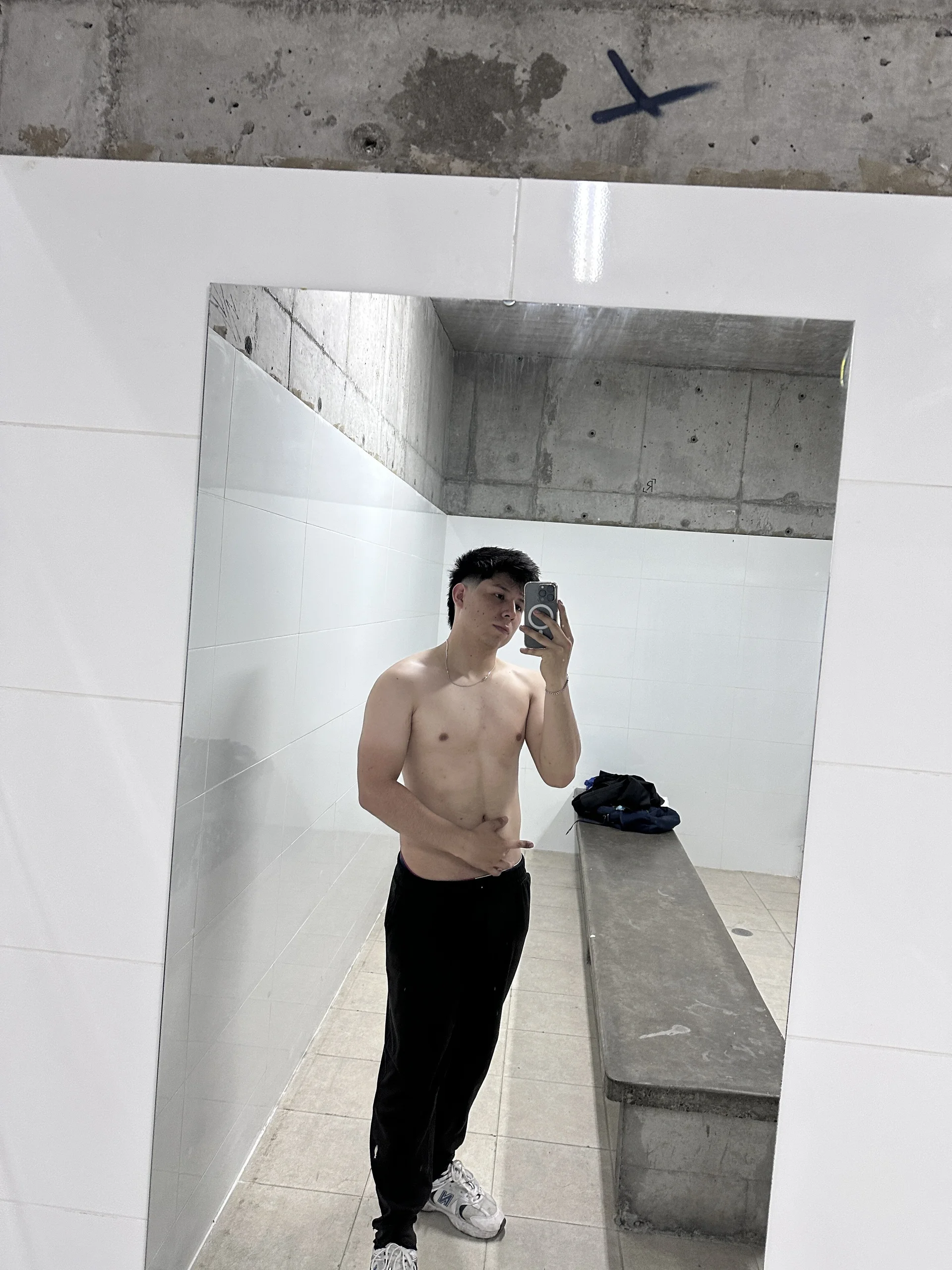 XXX Porn Photo of Nude Andy-222 14