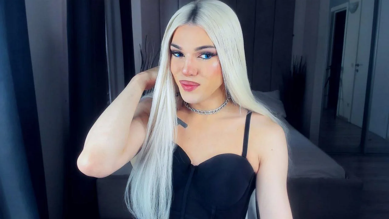XXX Porn Photo of Nude YourTrixie 5
