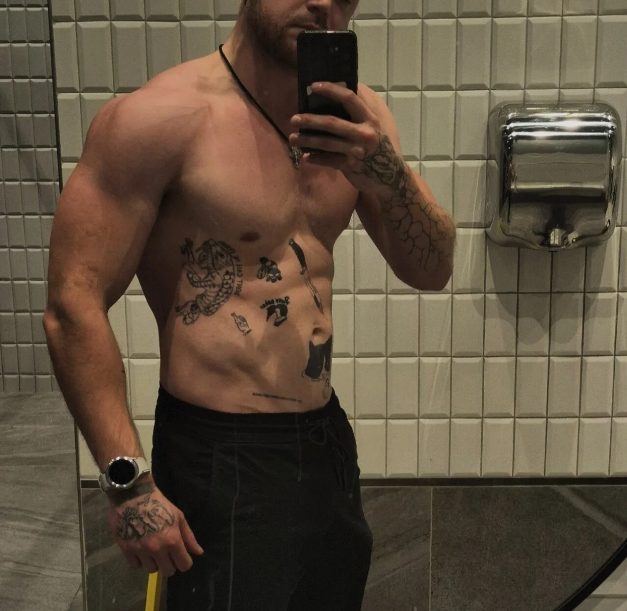 XXX Porn Photo of Nude hotbuffaloblll 1