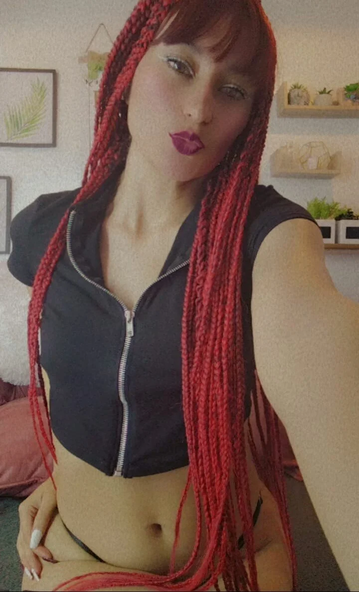 XXX Porn Photo of Nude alorena_megancm 9