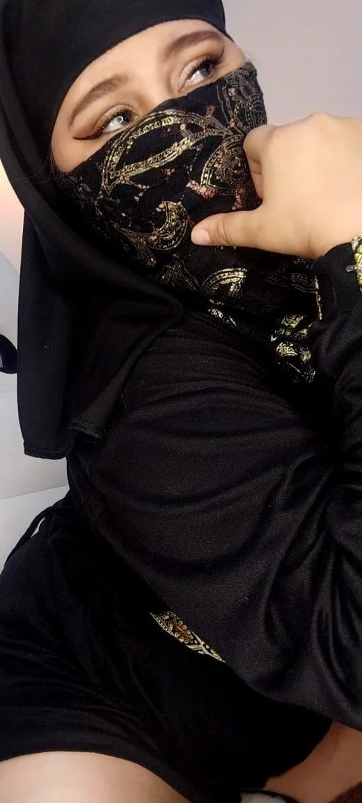 XXX Porn Photo of Nude SalmaZamann 31