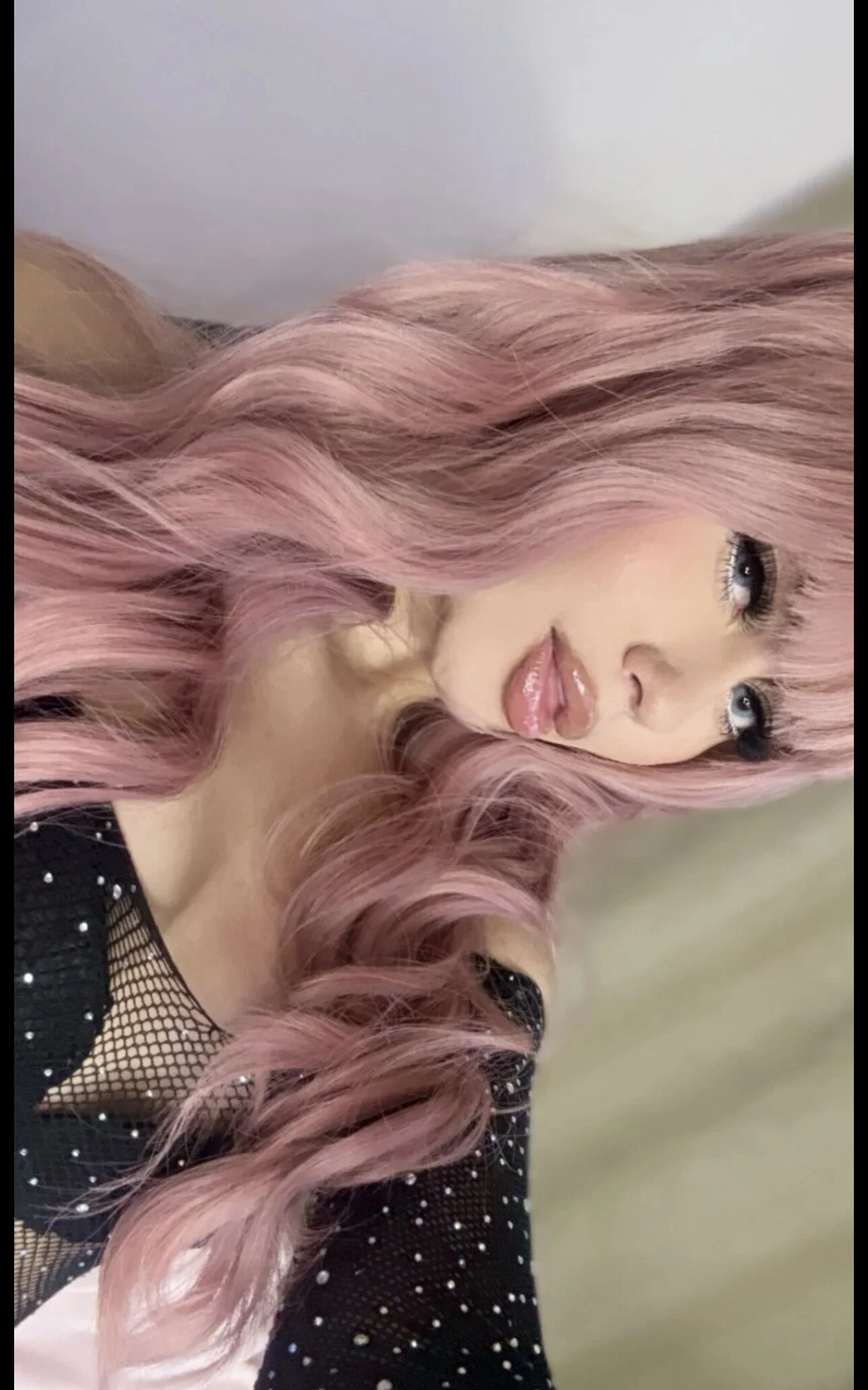 XXX Porn Photo of Nude Stormi_th 2