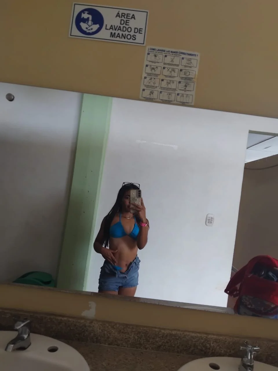 XXX Porn Photo of Nude skinnysofia18 15