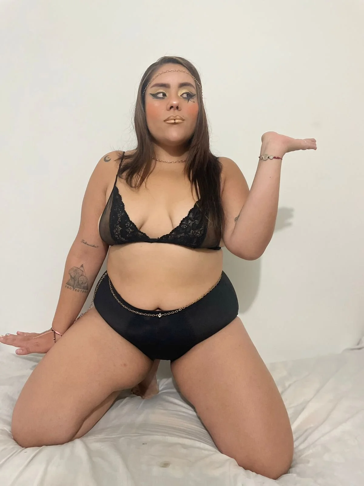 XXX Porn Photo of Nude nicky_andcamil 150
