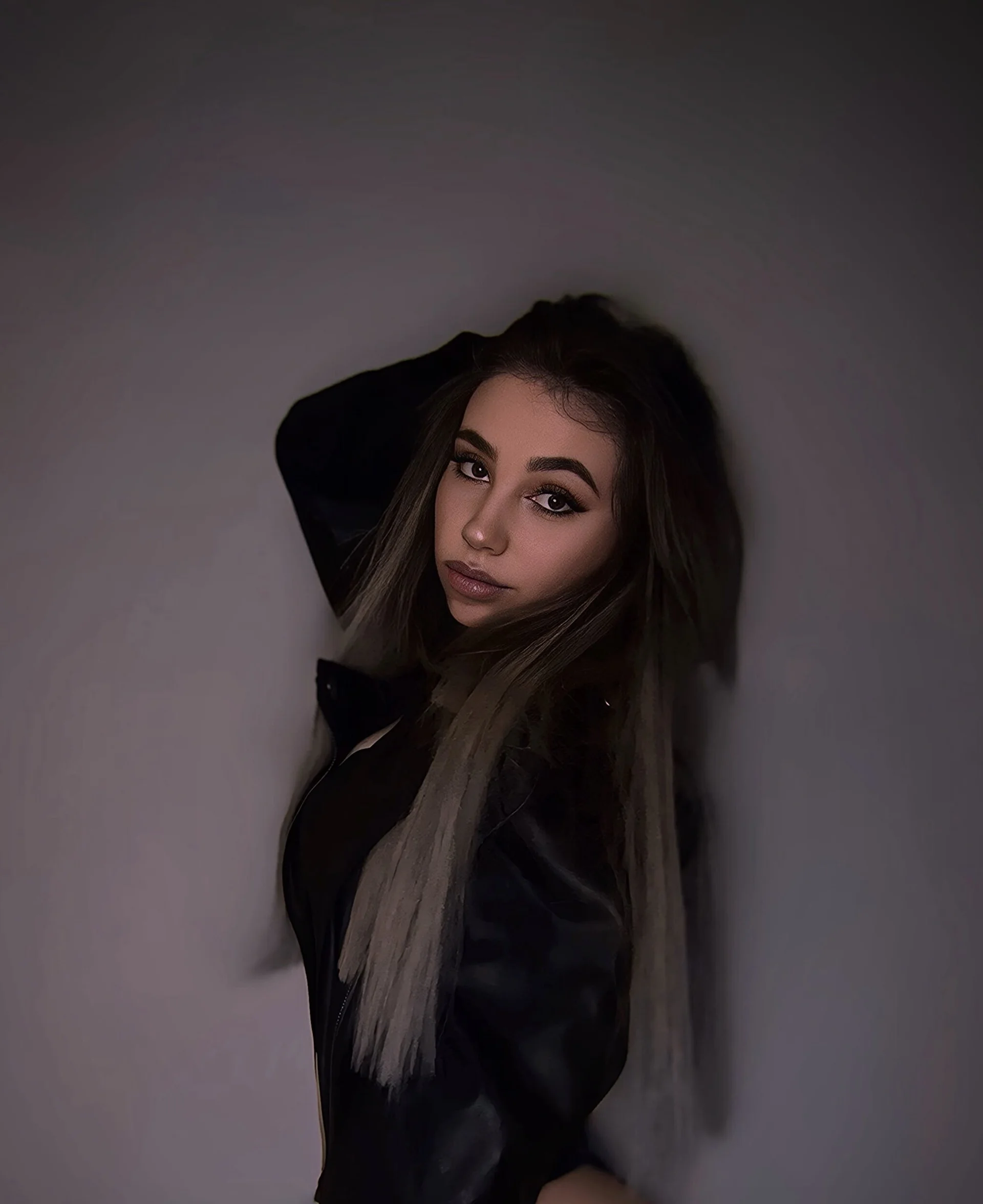 XXX Porn Photo of Nude TeenLily 3