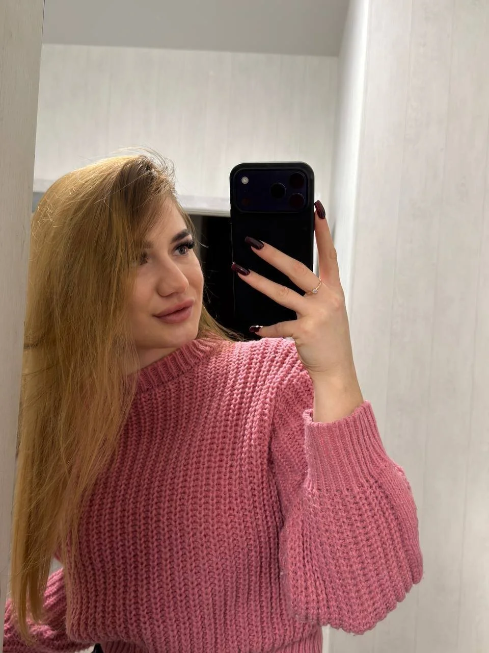 XXX Porn Photo of Nude CharaVaz 12