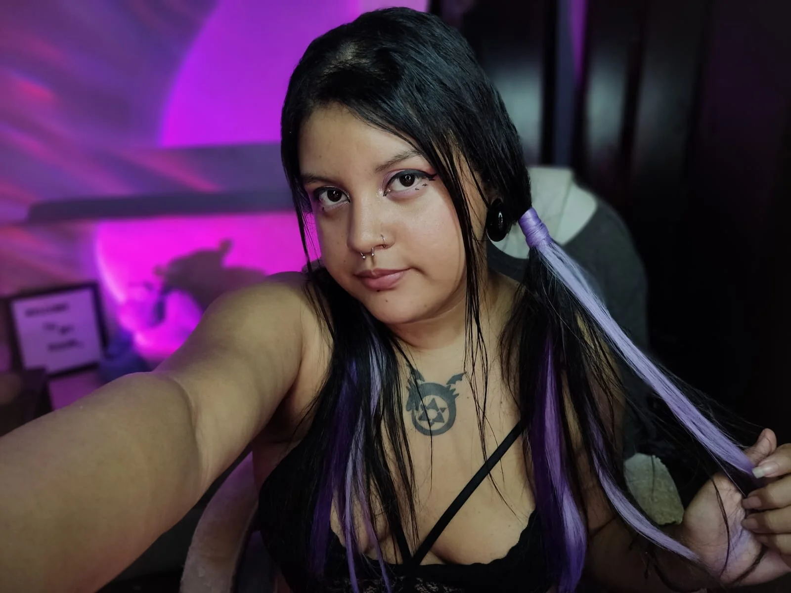 XXX Porn Photo of Nude Purple_Pookiee 2