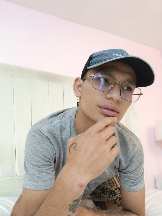 XXX Porn Photo of Nude DimonDaniel 10
