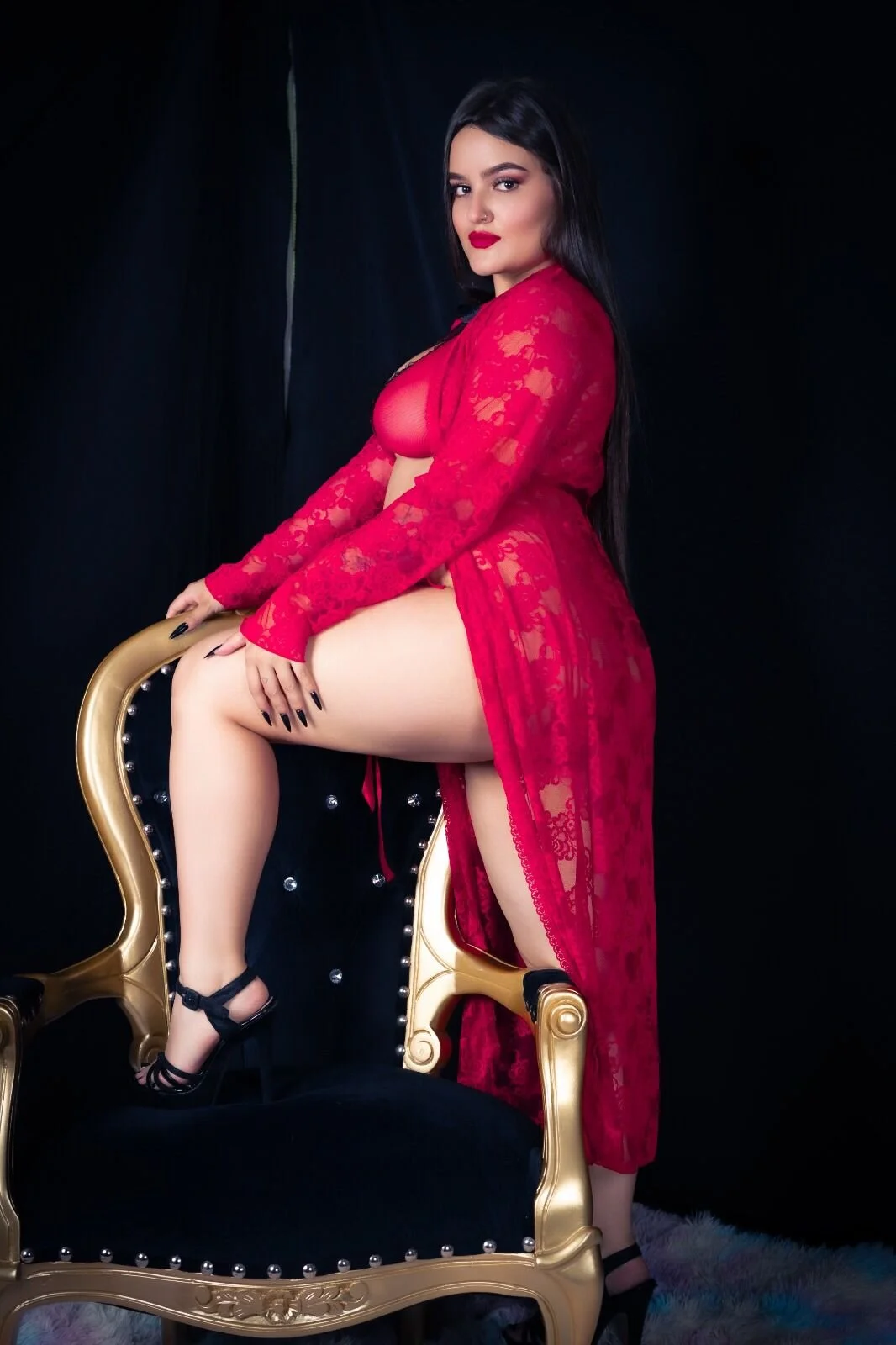 XXX Porn Photo of Nude ellarosee_ 2