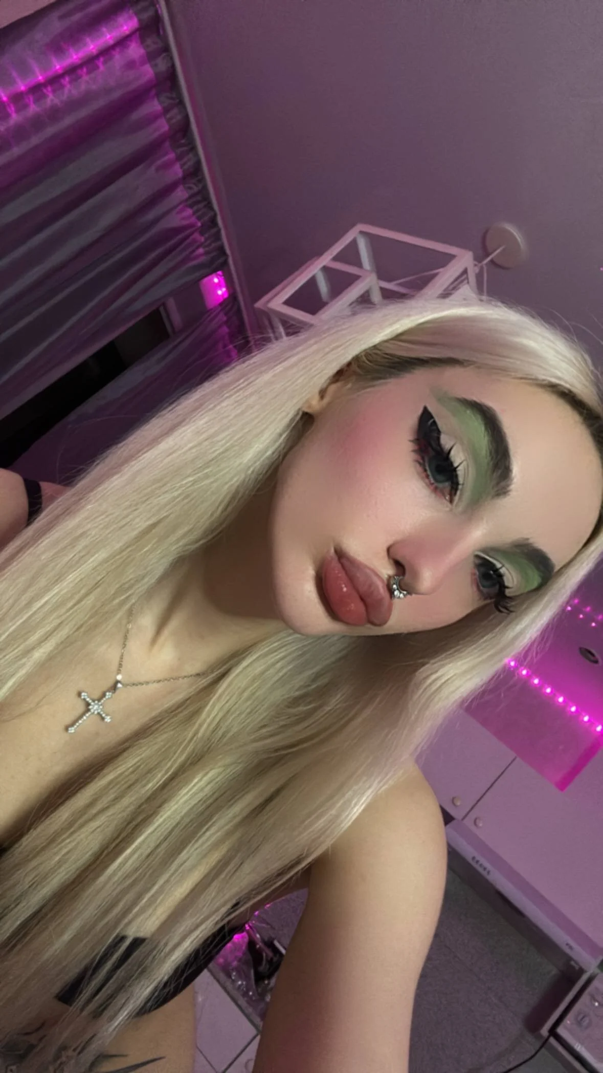 XXX Porn Photo of Nude succubantra 4