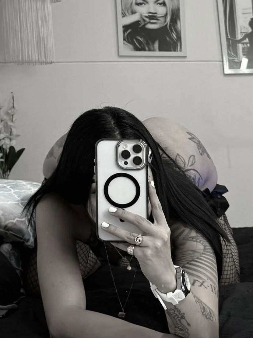 XXX Porn Photo of Nude darkkjulietha 41