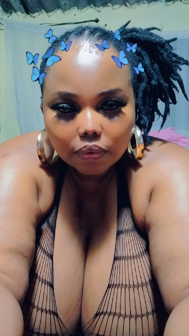 XXX Porn Photo of Nude Candiyliciousxx 2