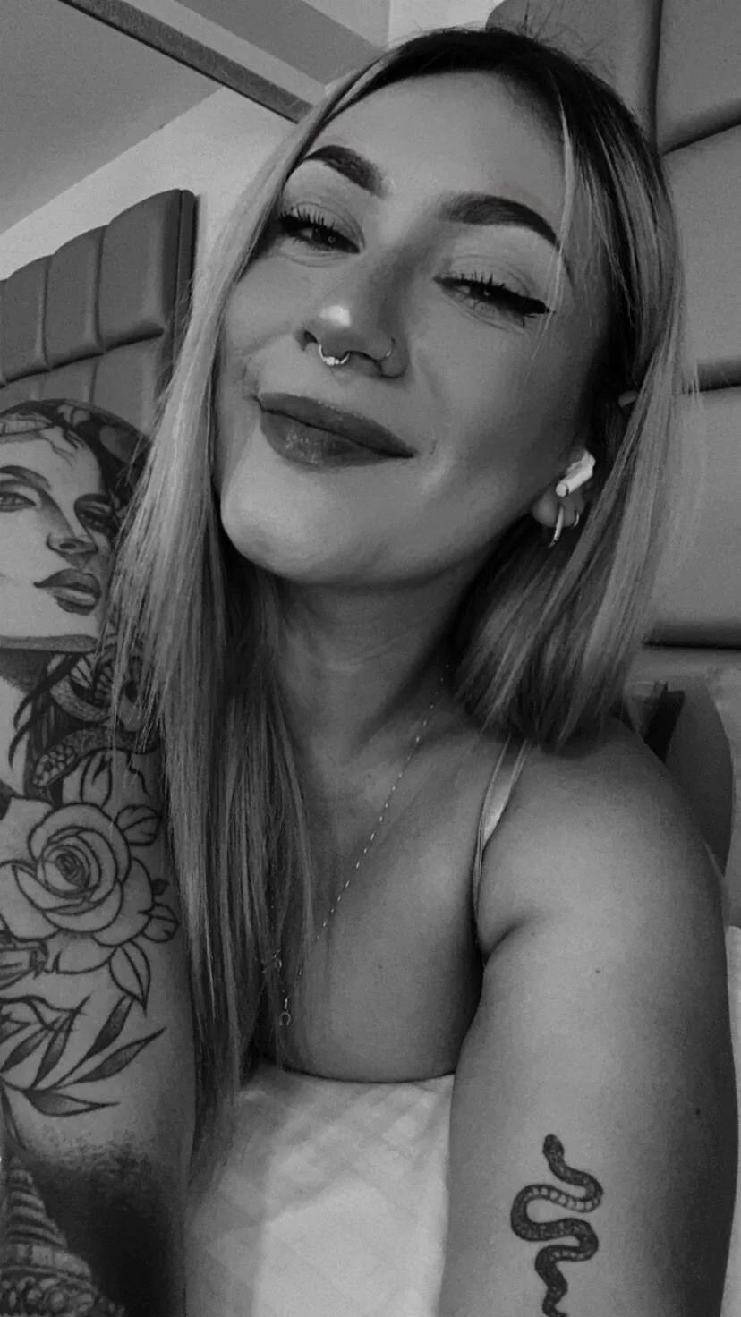 XXX Porn Photo of Nude Emily_robertss 20