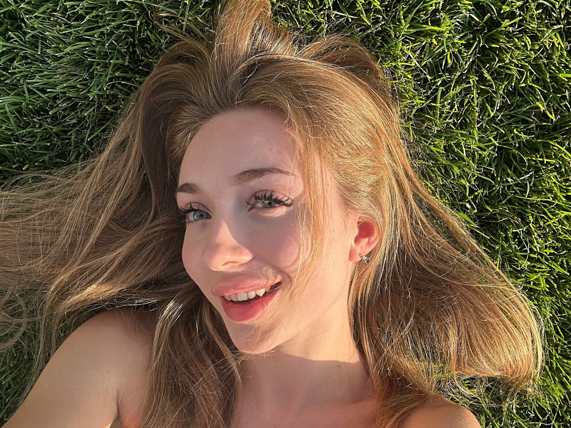 XXX Porn Photo of Nude Jolienne 1