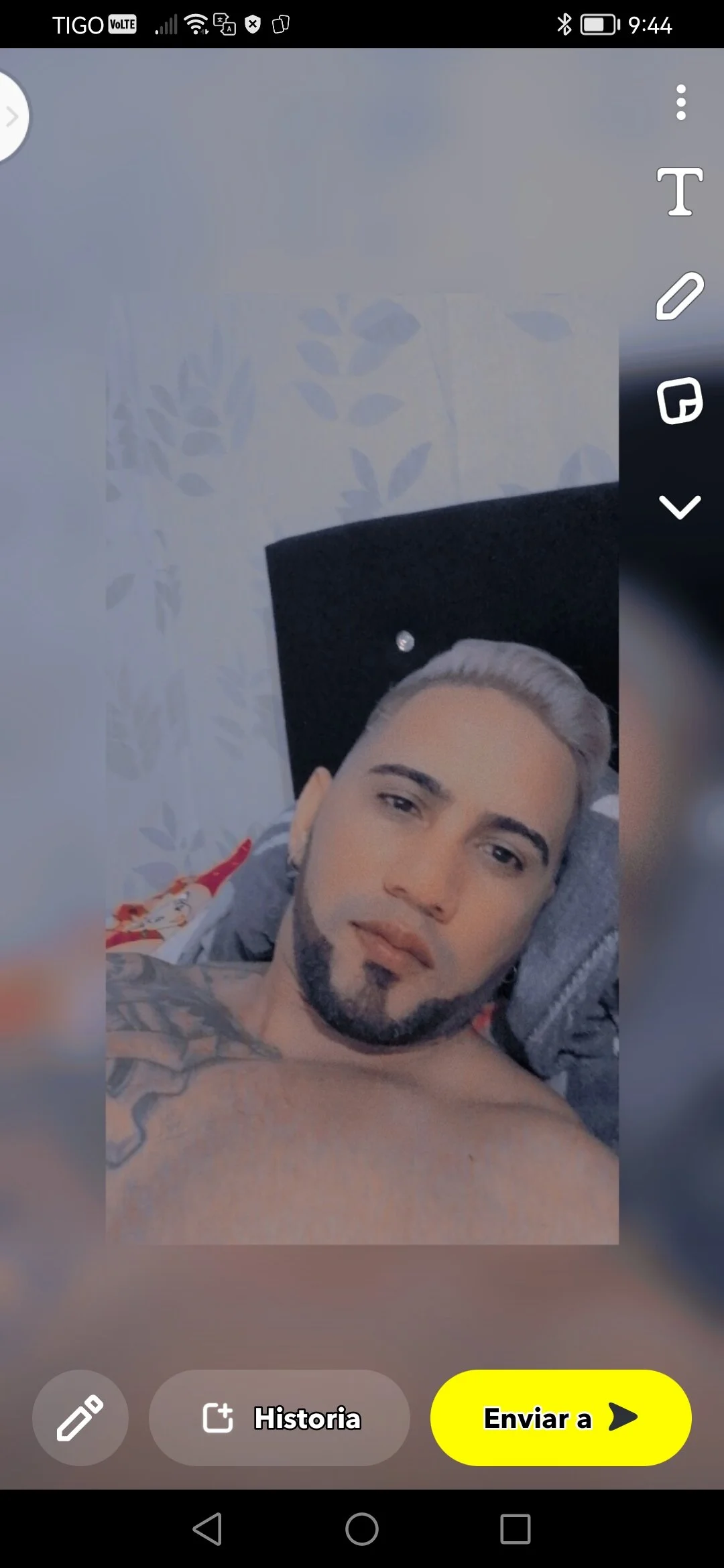 XXX Porn Photo of Nude lover_1994 3