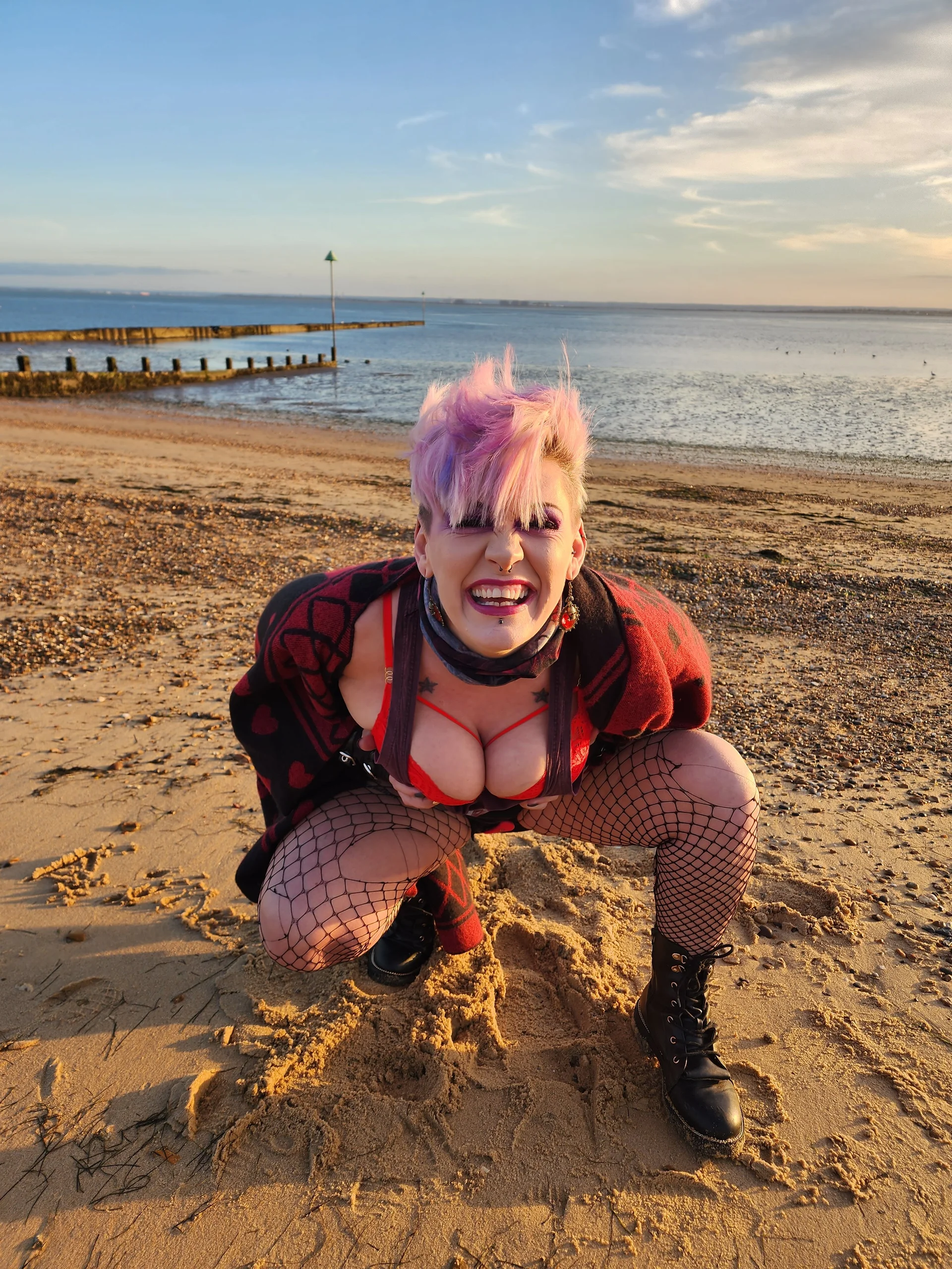 XXX Porn Photo of Nude PinkTheHawk 1