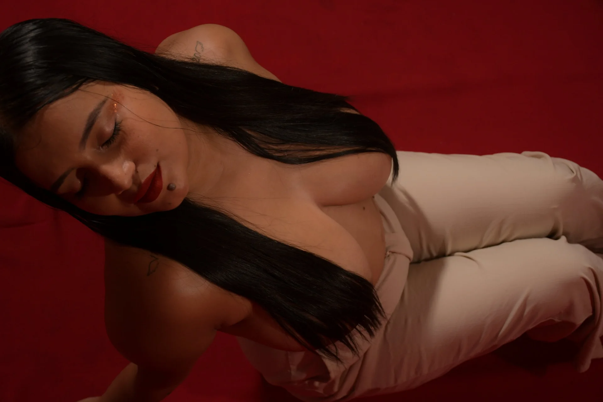 XXX Porn Photo of Nude evelin_999_ 21