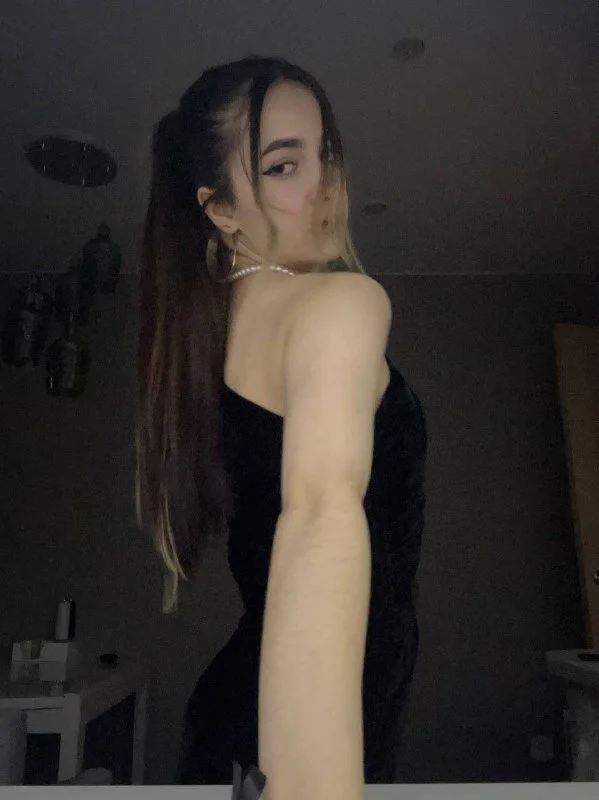 XXX Porn Photo of Nude CupSizeGirl 60