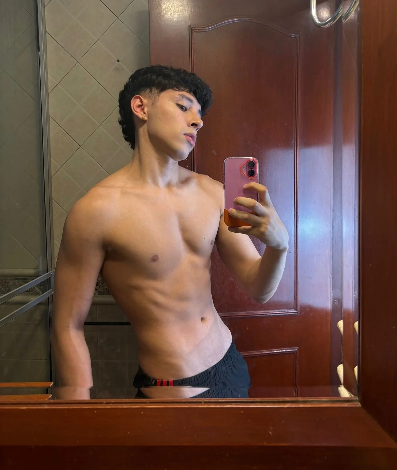 XXX Porn Photo of Nude im_jero 1