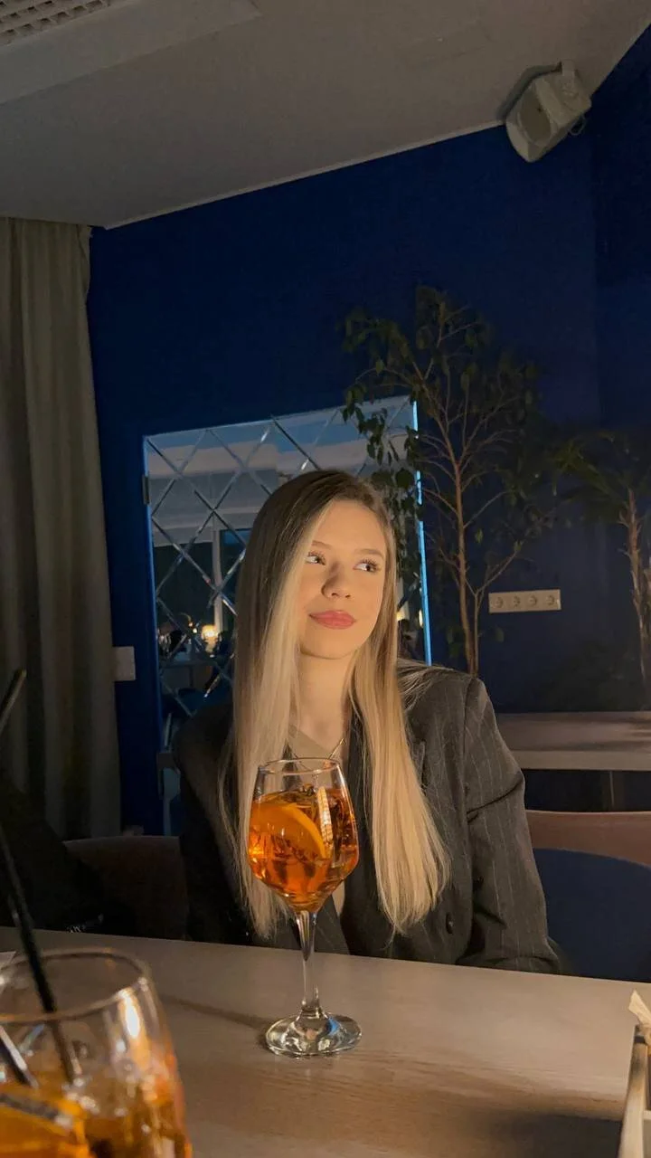 XXX Porn Photo of Nude QuyenVien 1