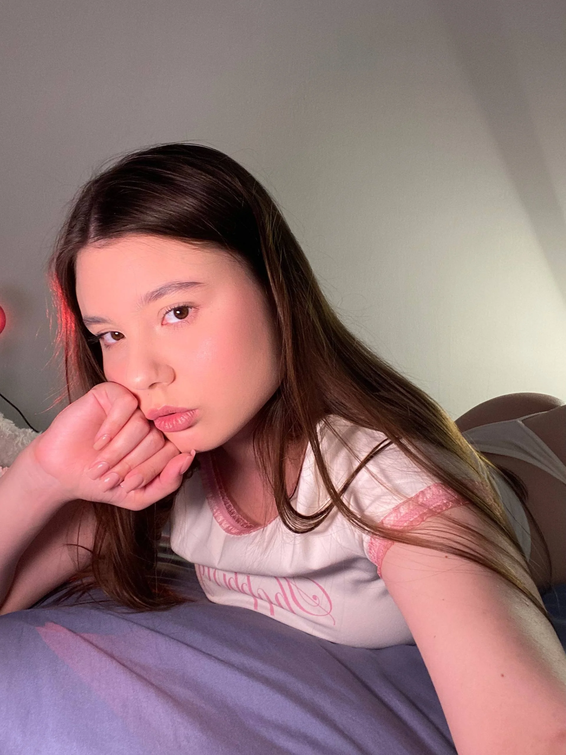 XXX Porn Photo of Nude lilkisslina 4