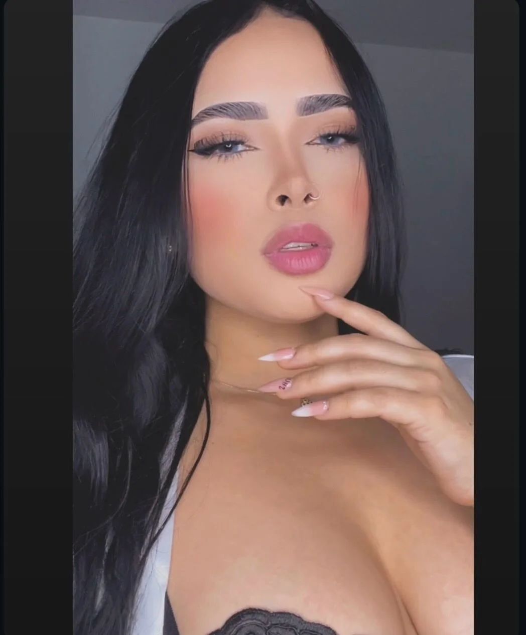 XXX Porn Photo of Nude Bella__hamilton 2