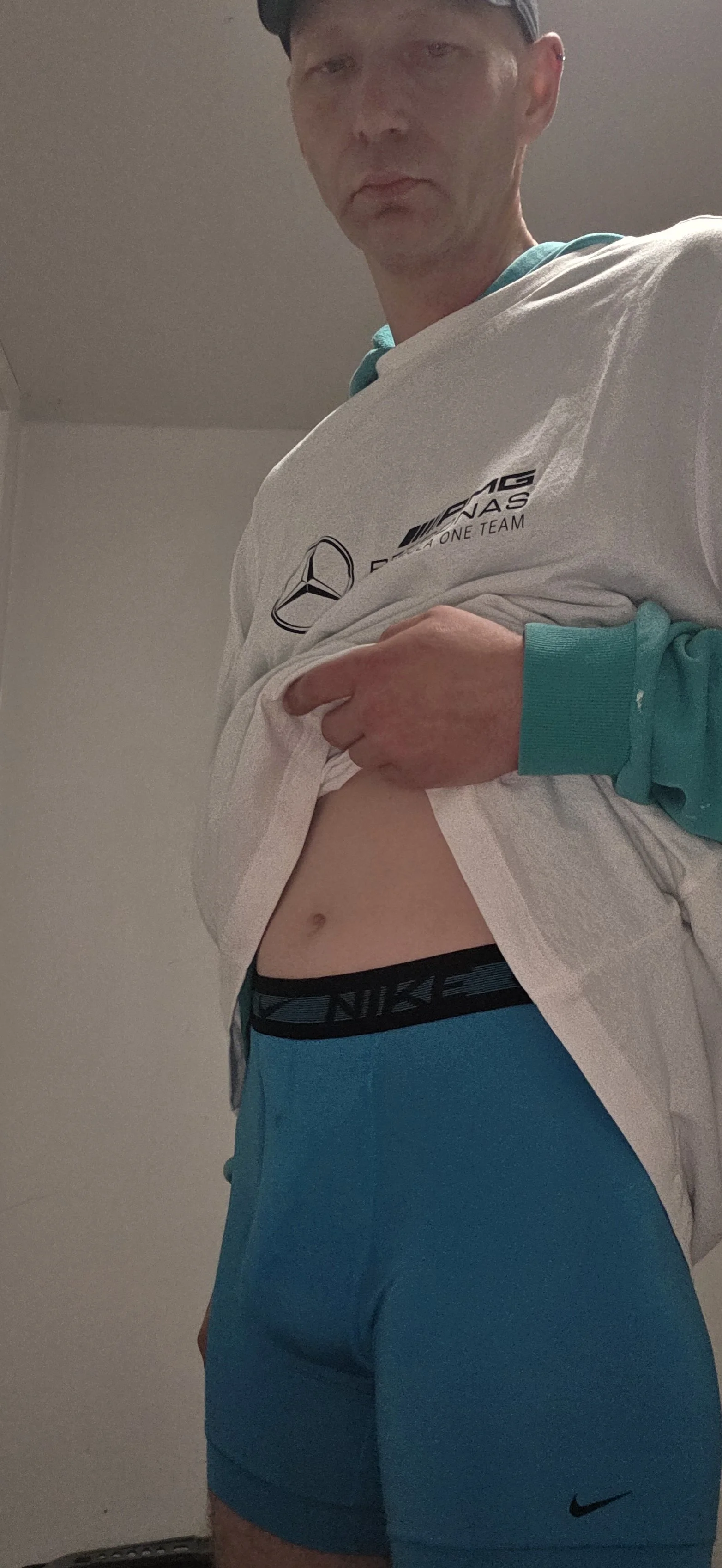 XXX Porn Photo of Nude mythicbonez69 36