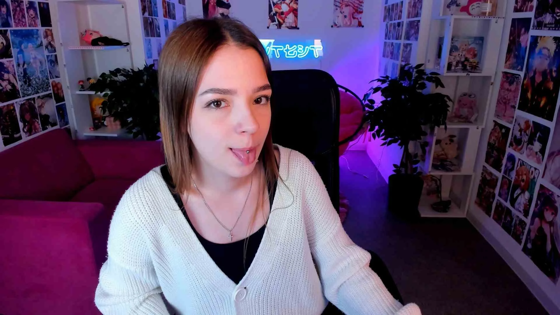 XXX Porn Photo of Nude PamBeesly 22