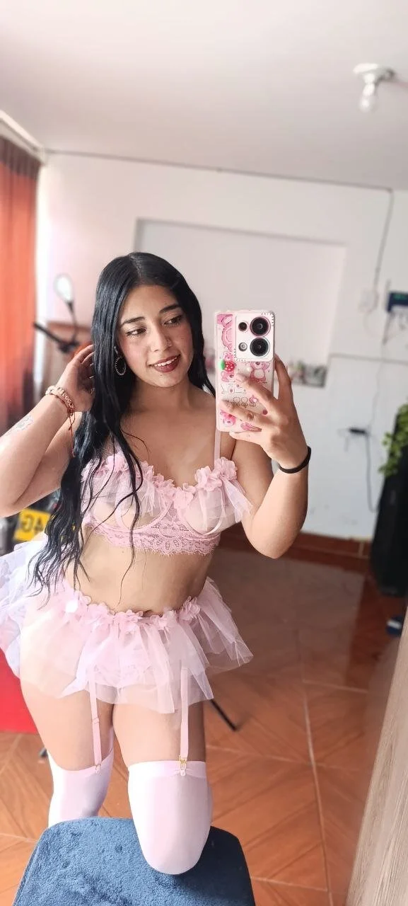 XXX Porn Photo of Nude TraviesaVIP 4