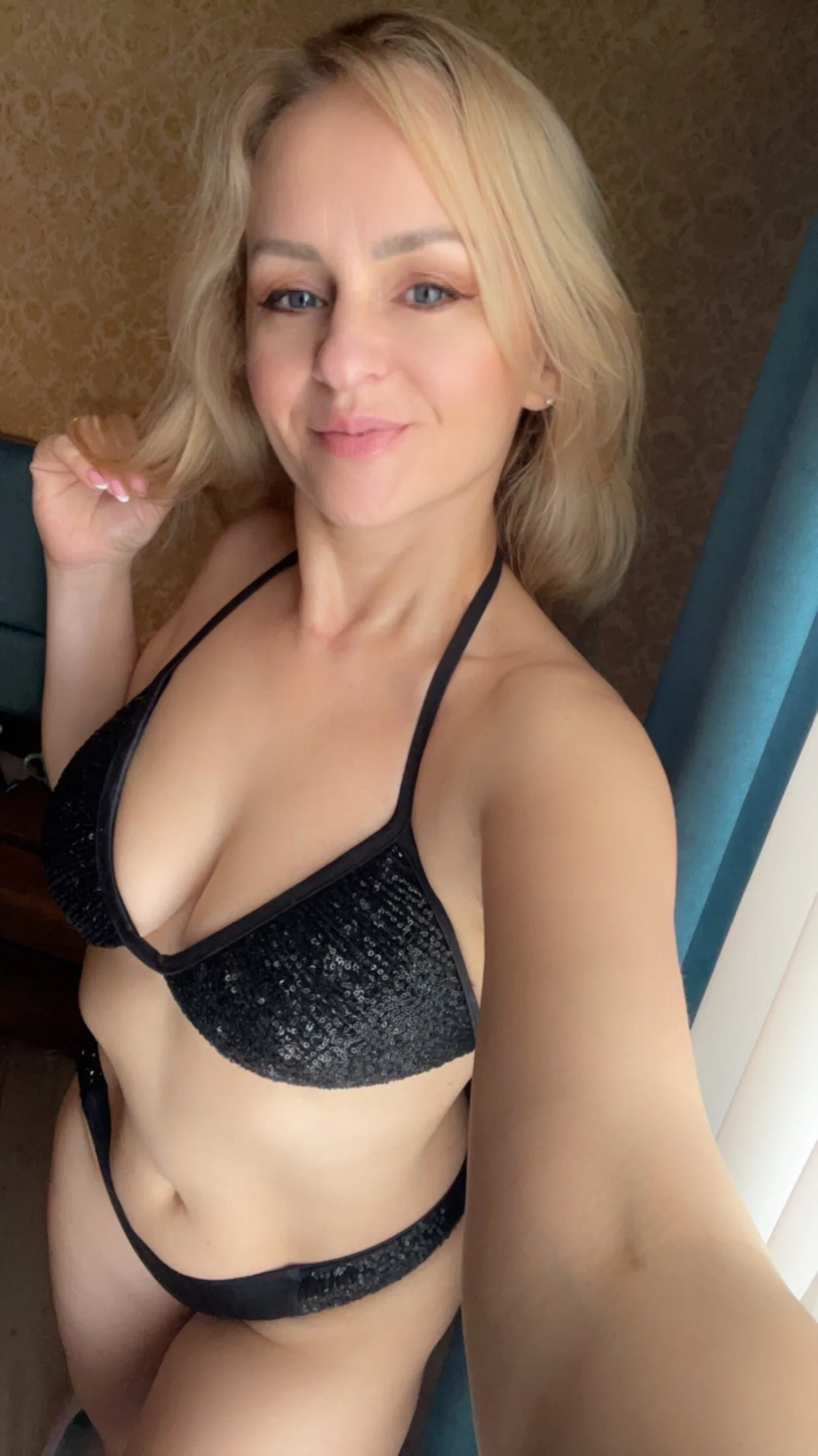 XXX Porn Photo of Nude mommy_nadin 6