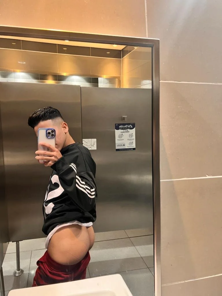 XXX Porn Photo of Nude thelittle_matias 10