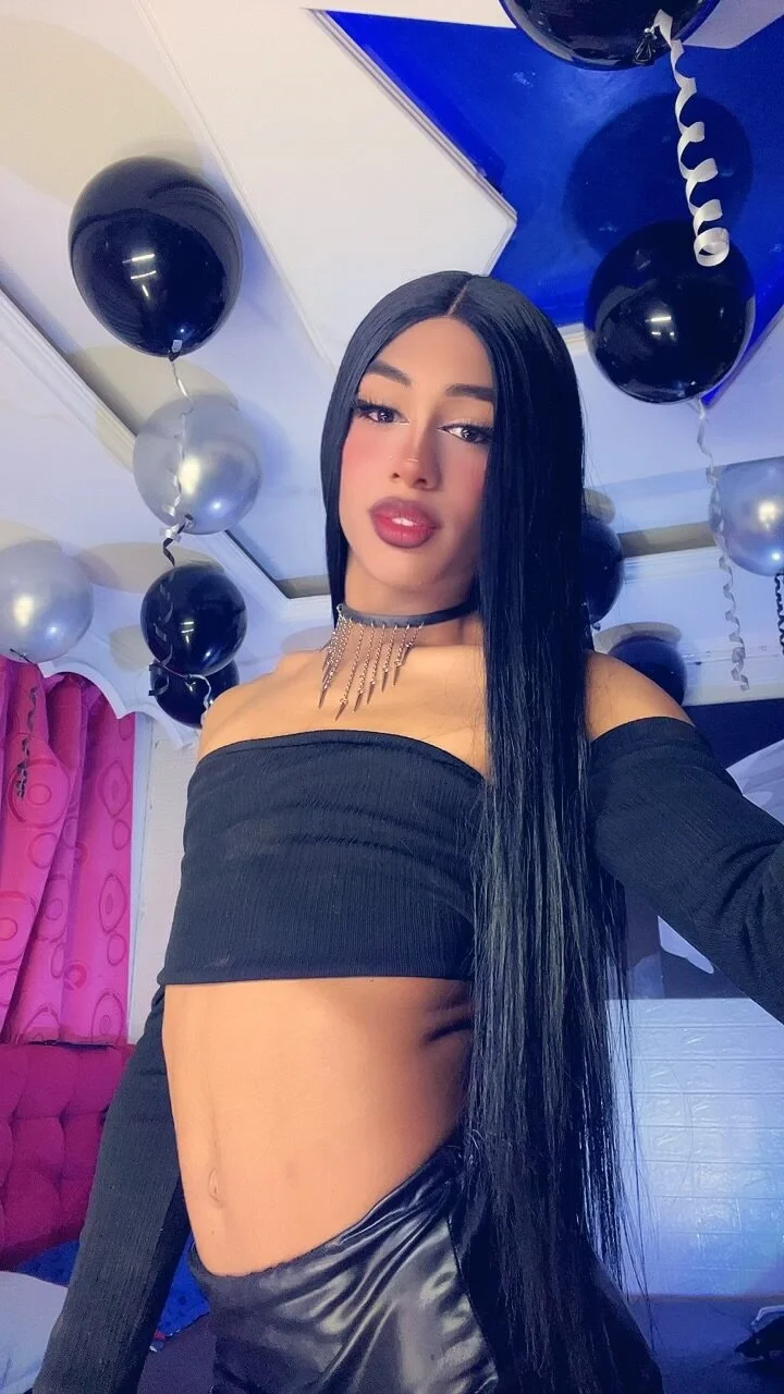 XXX Porn Photo of Nude NahomiCamper 80