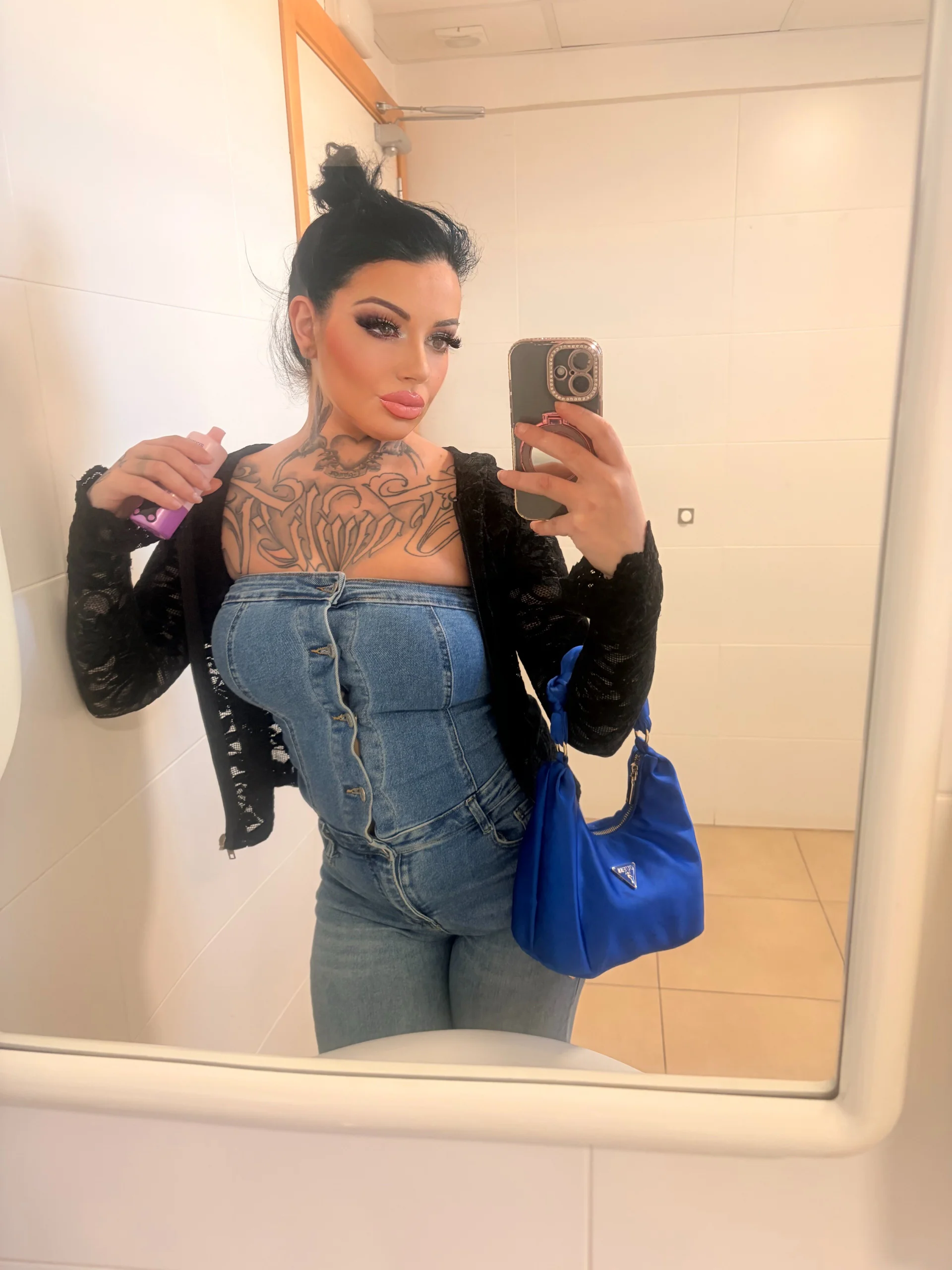 XXX Porn Photo of Nude jenypr1ncess 46