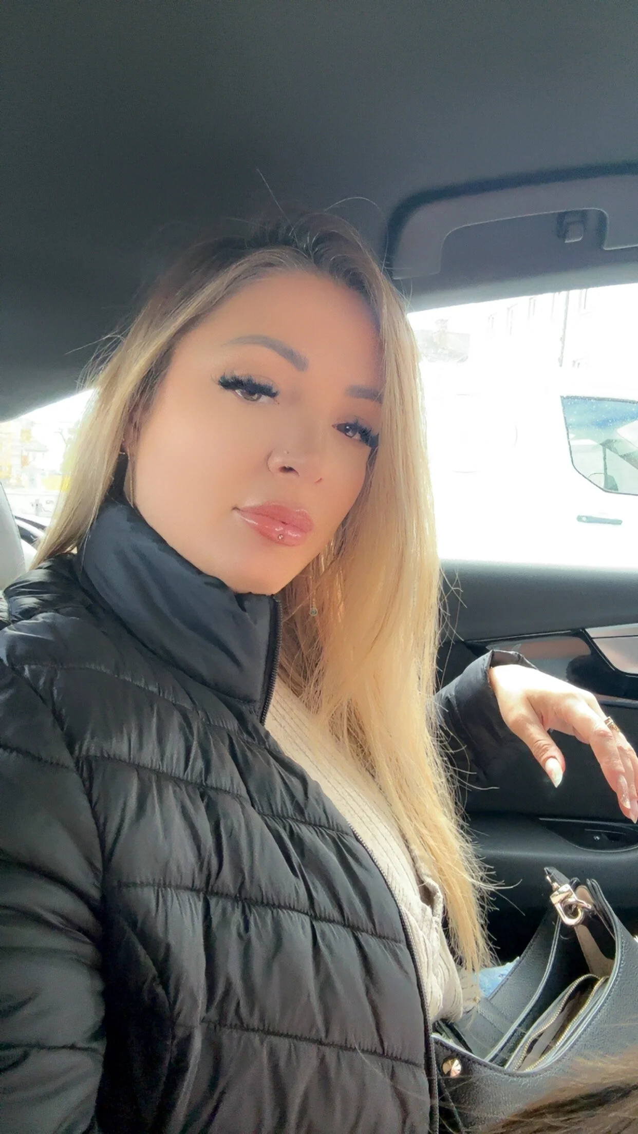 XXX Porn Photo of Nude Izabellle02 6
