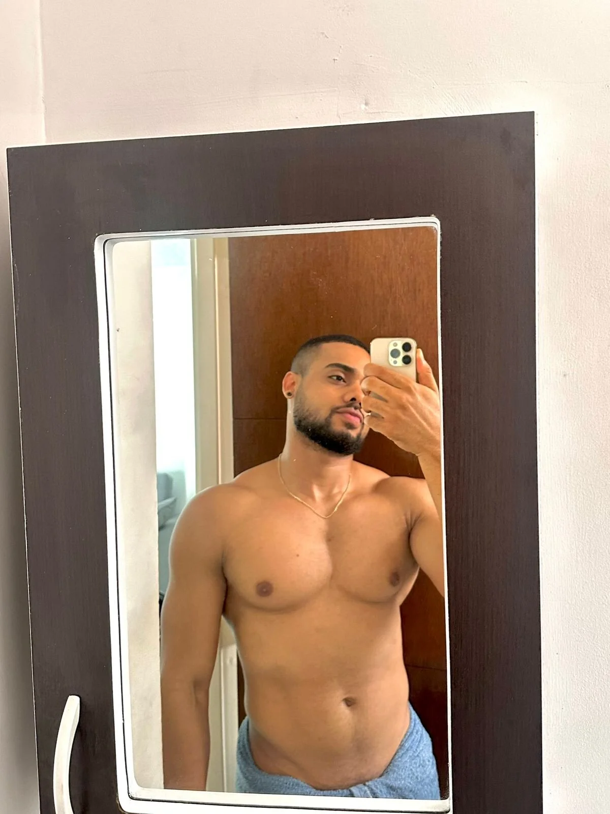 XXX Porn Photo of Nude CHRISTIAN_DISICK 22