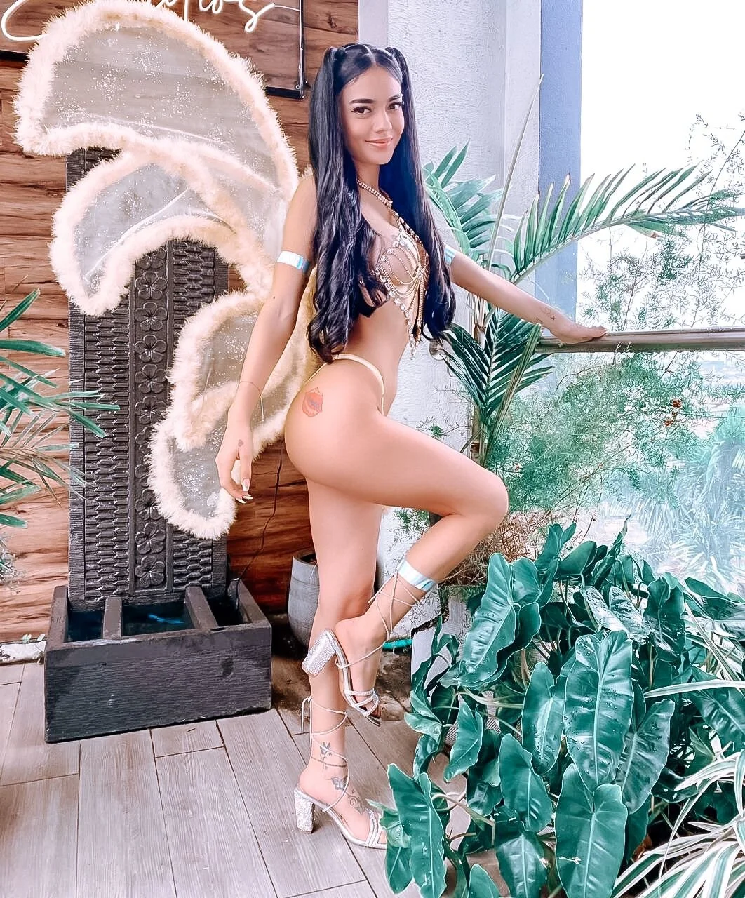 XXX Porn Photo of Nude LucianaMillerX 33