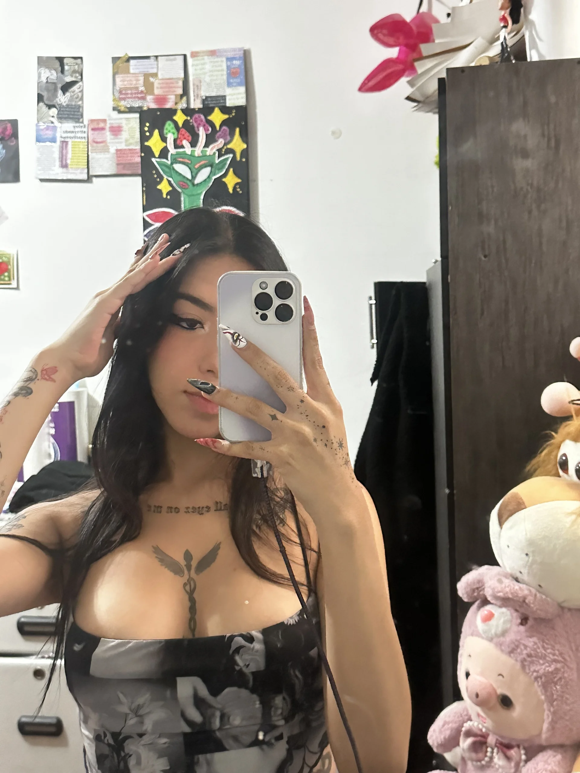 XXX Porn Photo of Nude Kendramillerr_1 3