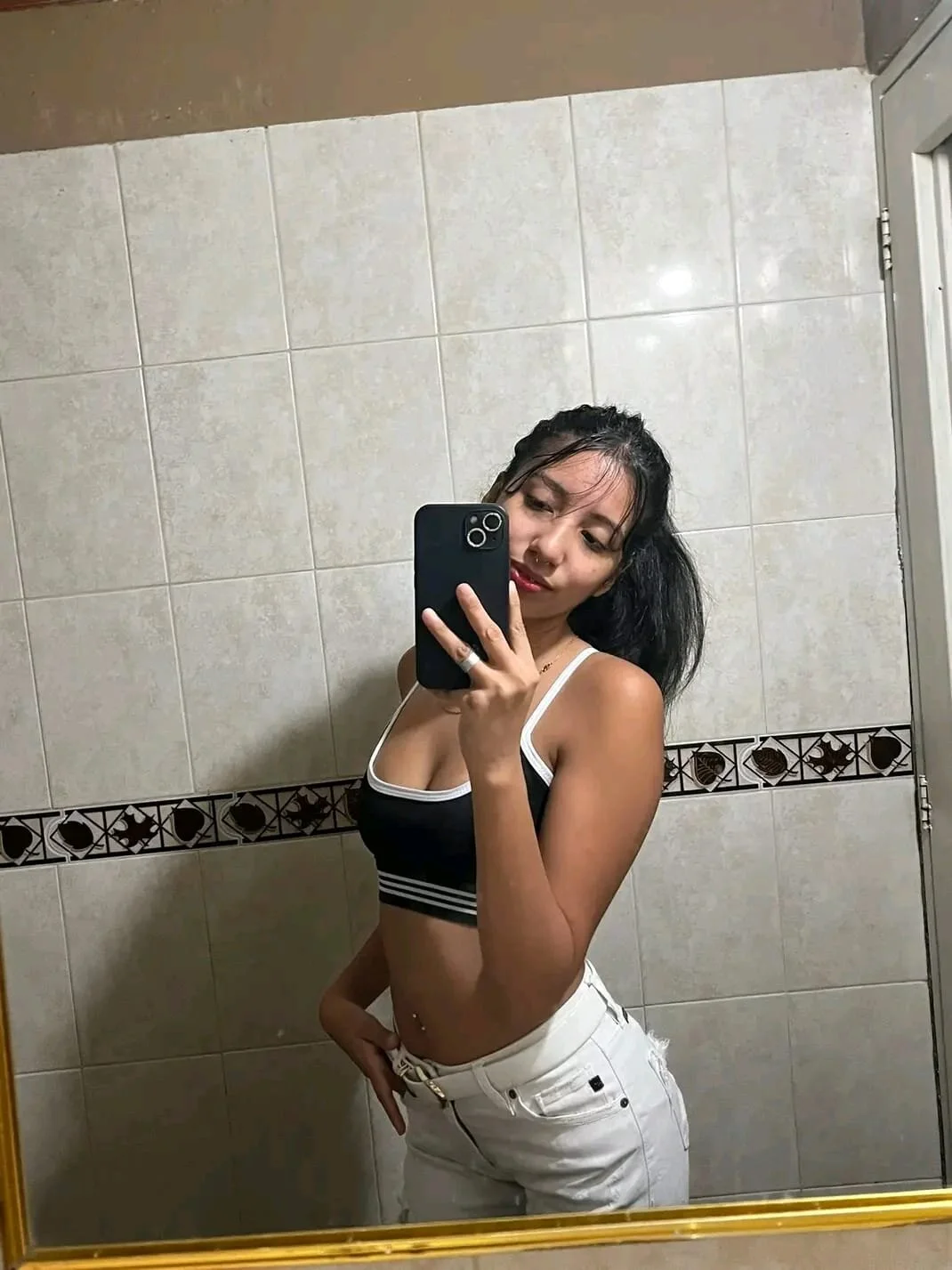XXX Porn Photo of Nude CloeCastillo 6