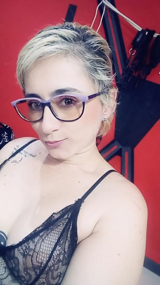 XXX Porn Photo of Nude lincebdsm 10