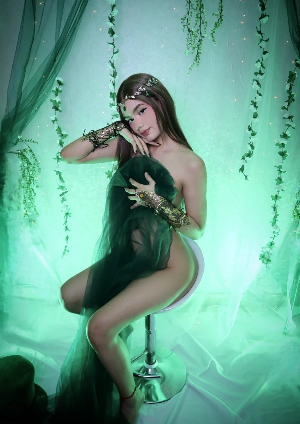 XXX Porn Photo of Nude Arinextdoor 17