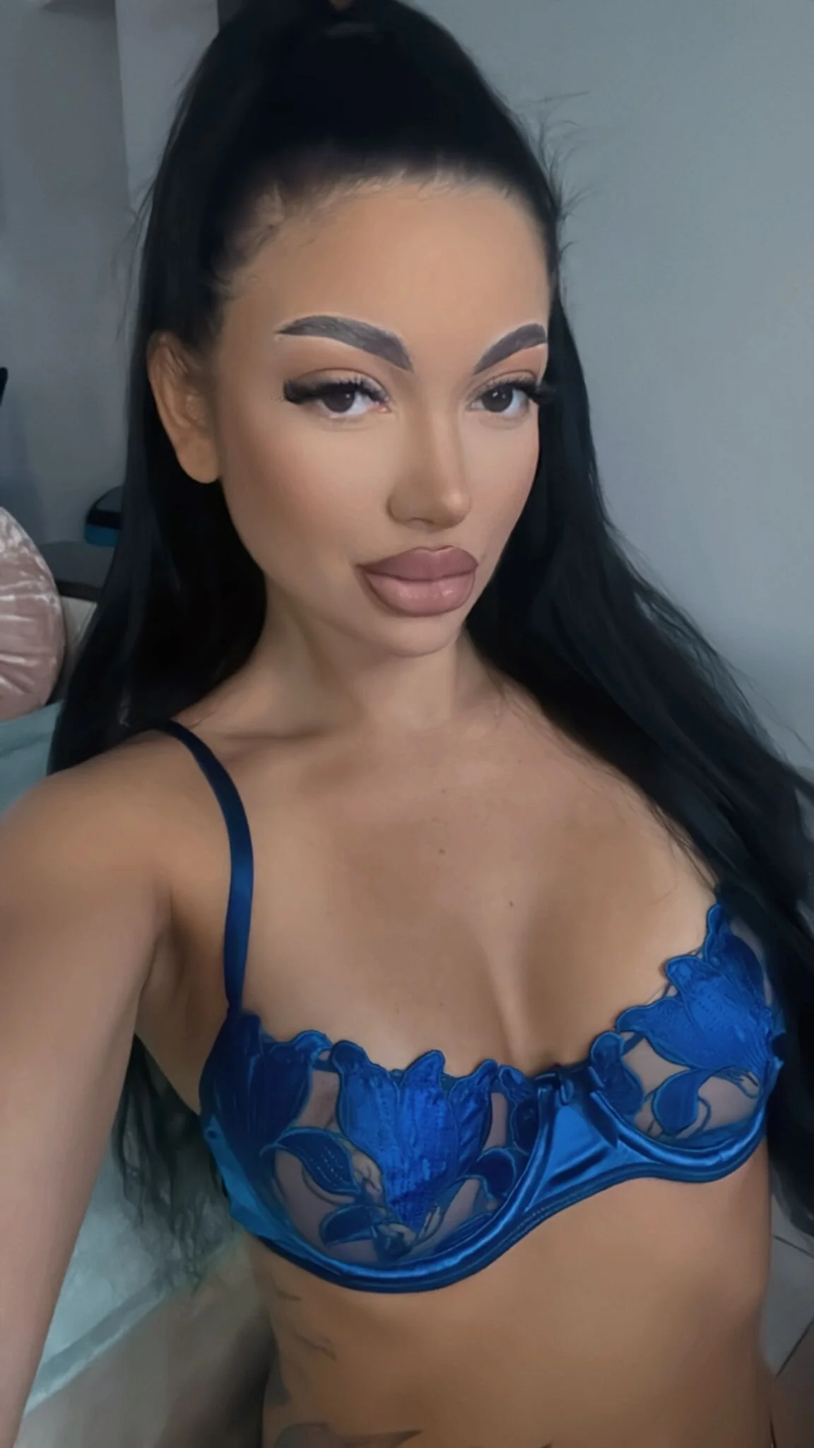 XXX Porn Photo of Nude juliexxx 24
