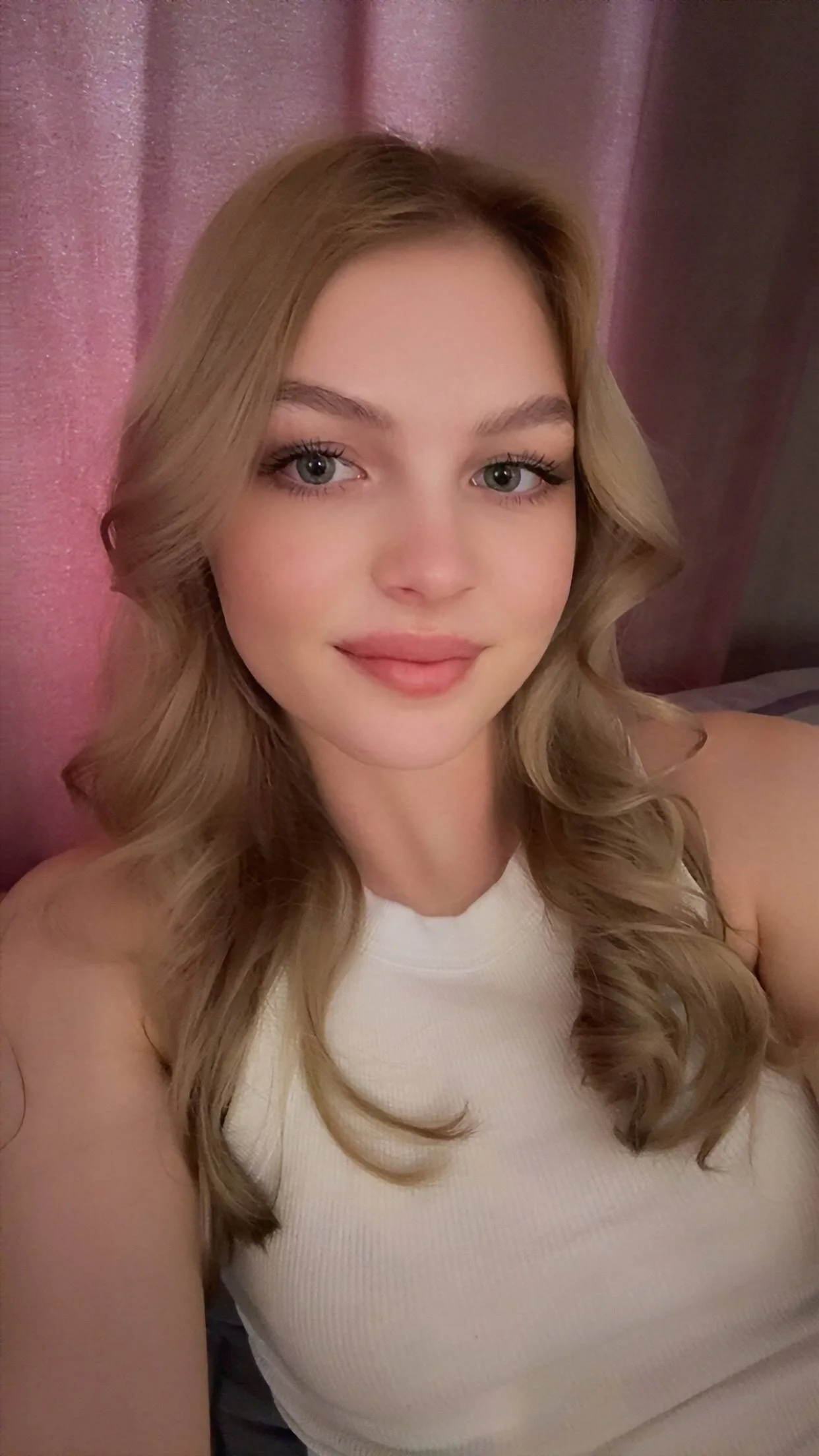XXX Porn Photo of Nude CynthiaaStone 13
