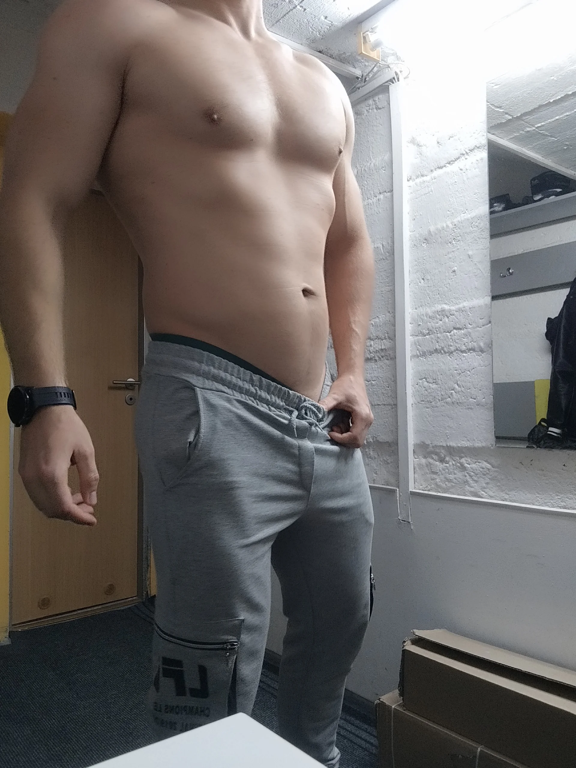 XXX Porn Photo of Nude Johnytrain 9