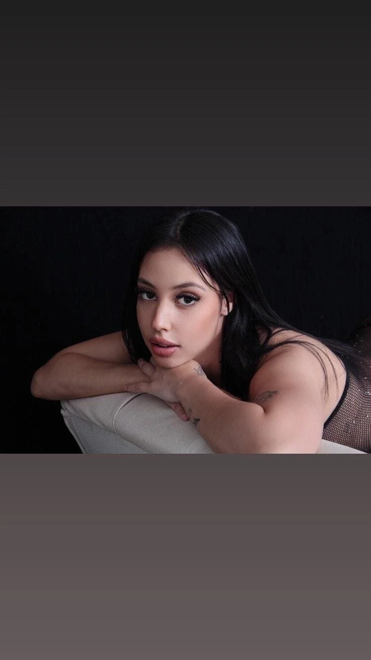 XXX Porn Photo of Nude MiaEvans0 1