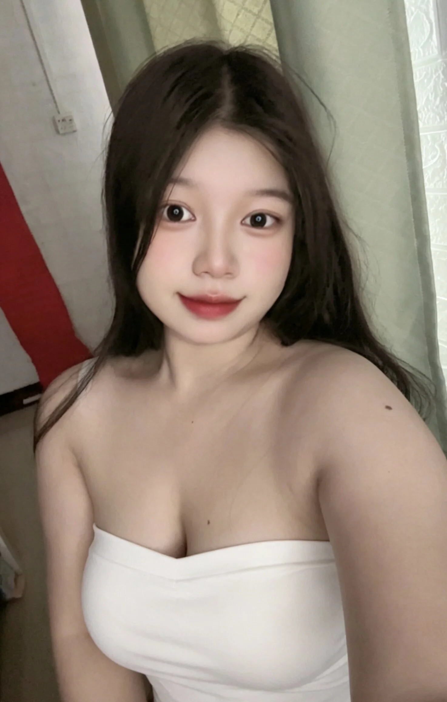 XXX Porn Photo of Nude bhwumeichang 1