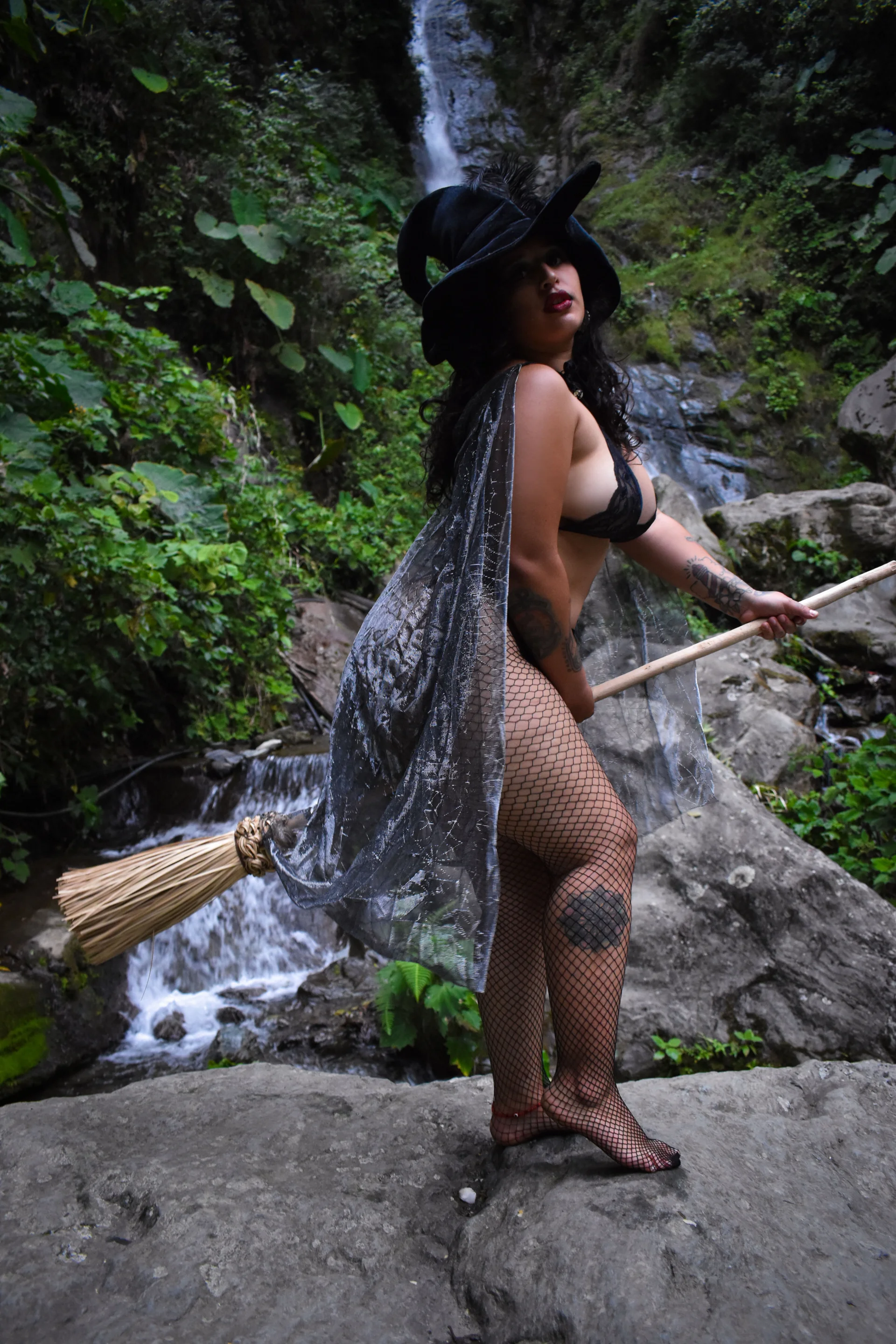 XXX Porn Photo of Nude sophiaamethystt 78