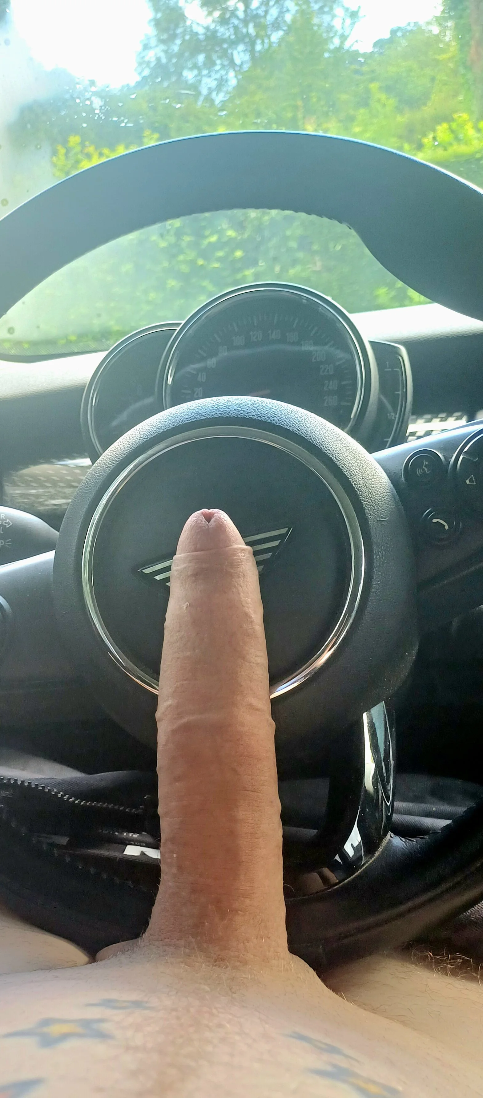 XXX Porn Photo of Nude killminou 4