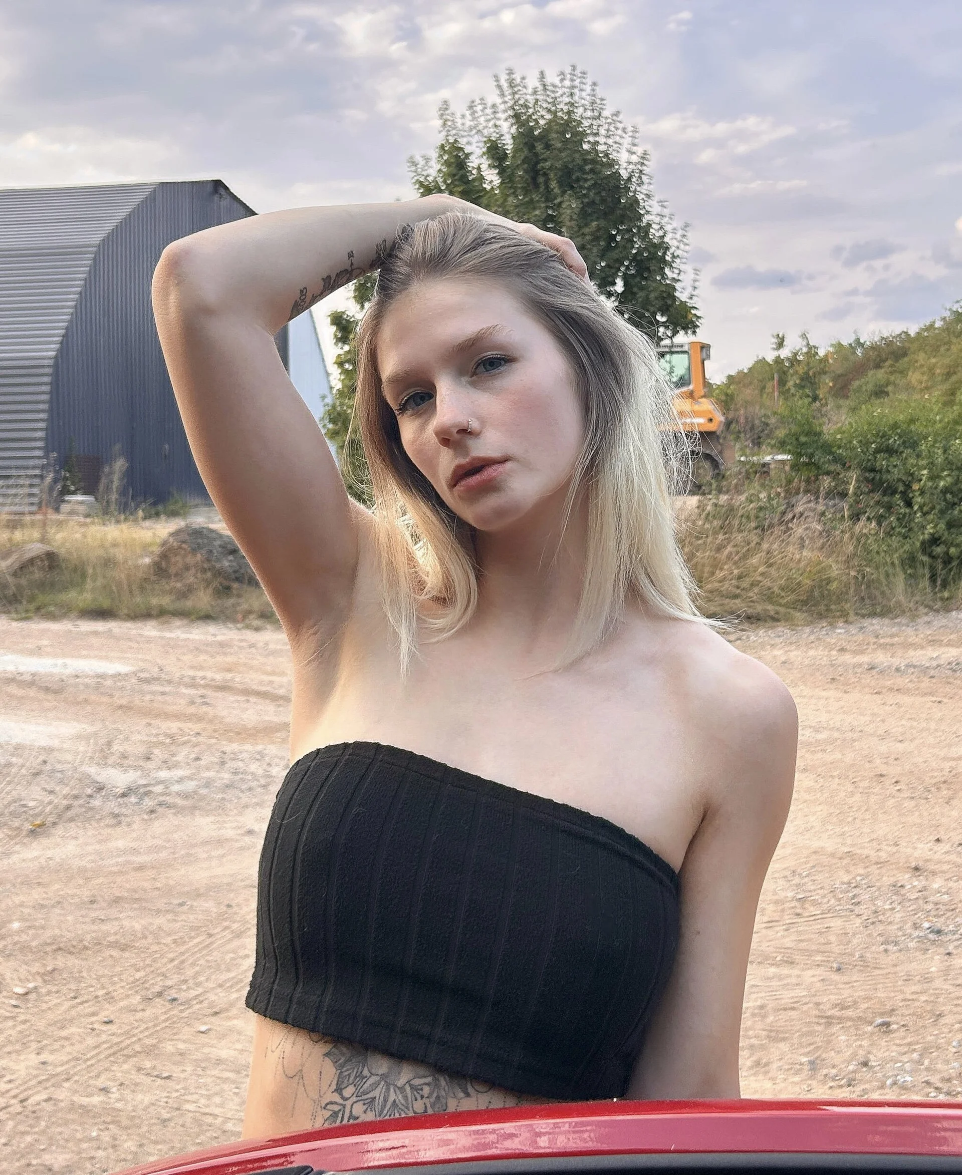 XXX Porn Photo of Nude Lilyschote_official 7